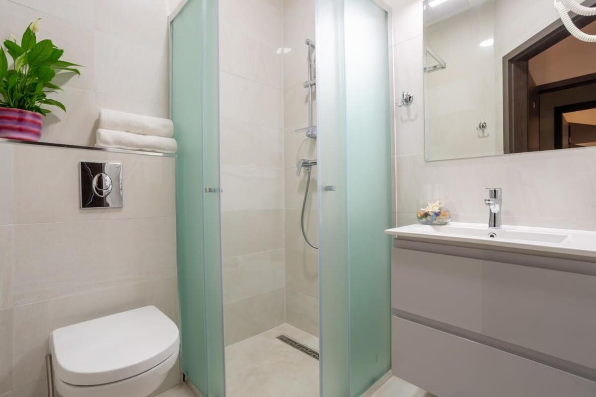 Extra Central And New Studio Budapest Luaran gambar